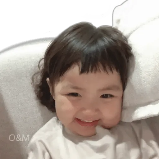Lohee (niña coreana) 👧🏻 WhatsApp Stickers